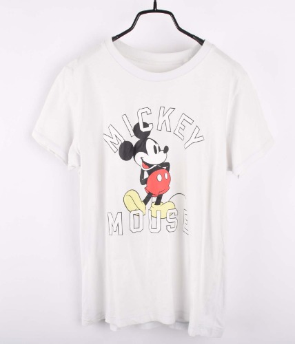 uniqlo x Disney 1/2 T-shirt (L)