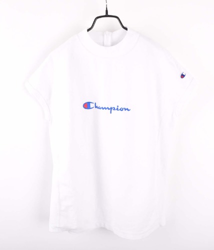 Champion reverse weave 1/2 T-shirt (M)