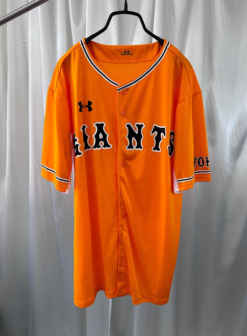 YOMIURI GIANTS by UNDER ARMOUR 1/2 T-shirt (L)