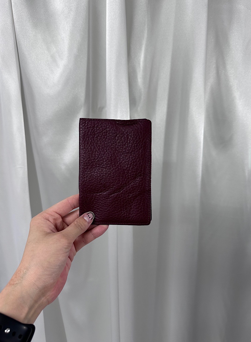 chara leather wallet