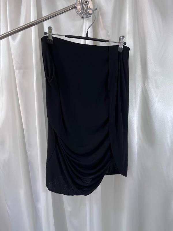 DKNY skirt (S)