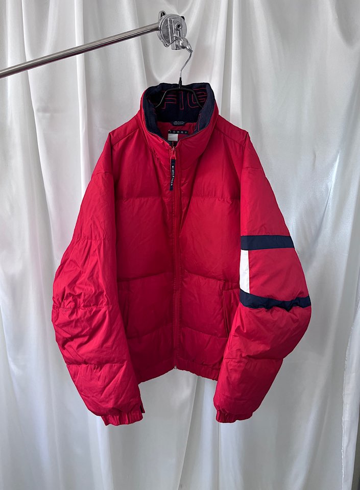90`s TOMMY HILFIGER down padding(S)