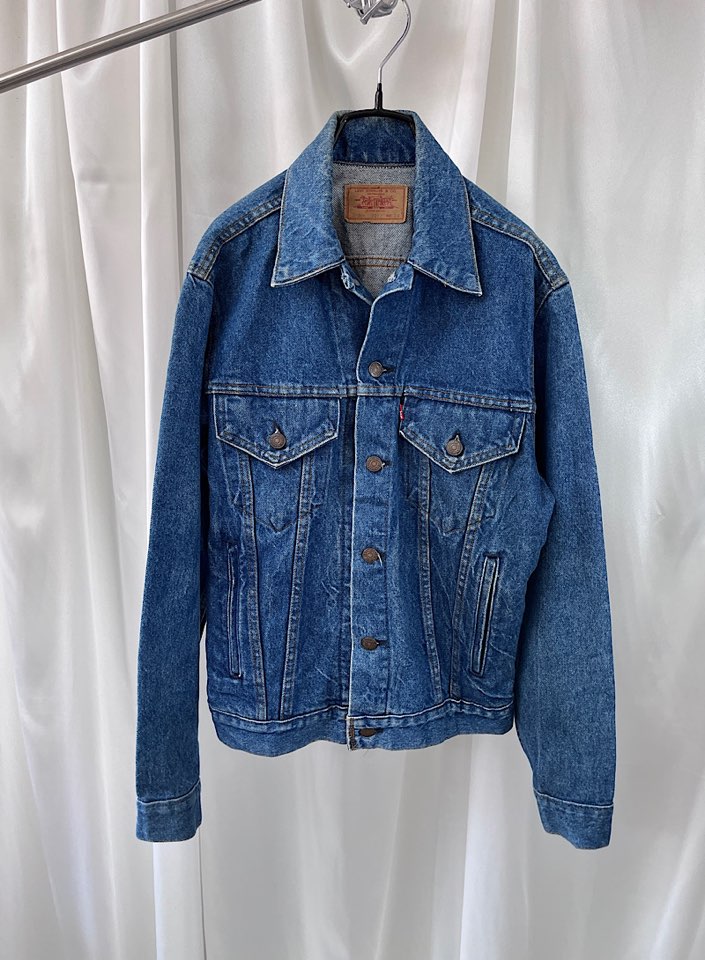 90`s Levi`s 70506 denim jacket (made in U.S.A.)