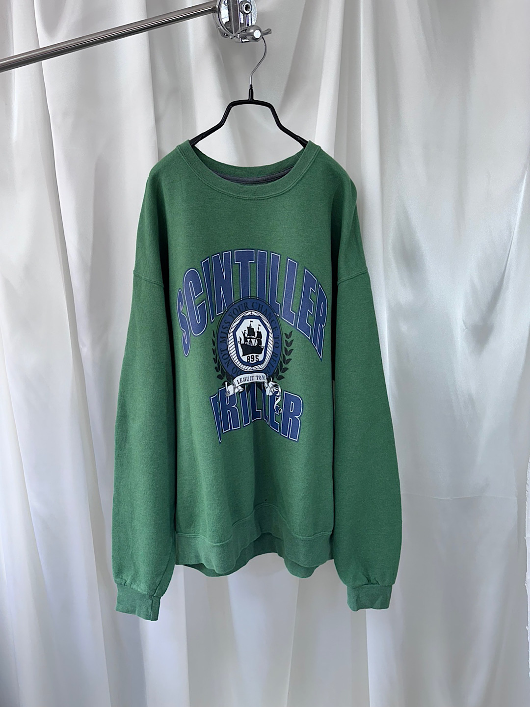 FRUIT OF THE LOOM sweatshirt (XL)