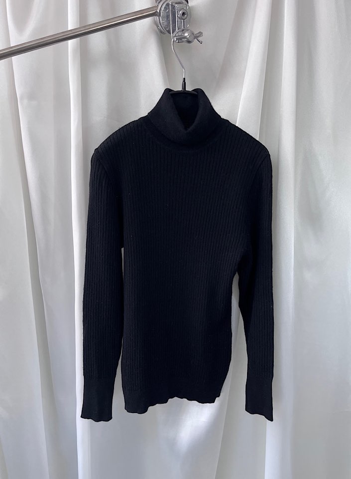 courreges wool knit