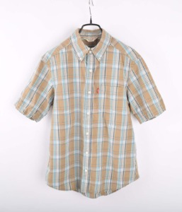 Levi&#039;s 1/2 shirt (M)