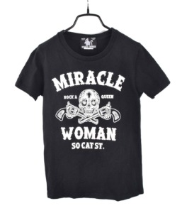 MIRACLE WOMAN 1/2 T-shirt