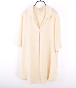 COMFORTABLE linen blouse