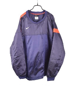 nike top (M) (new arrival)