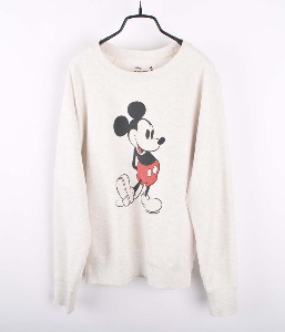 Disney x uniqlo sweatshirt (S)