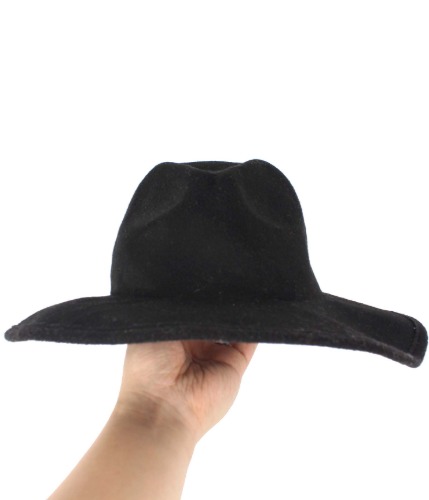 moussy hat