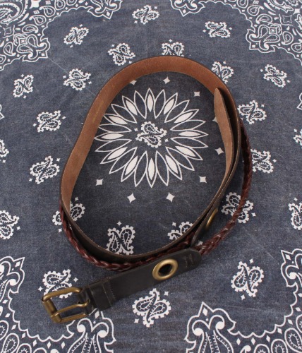 L&#039;EQUIPE leather belt