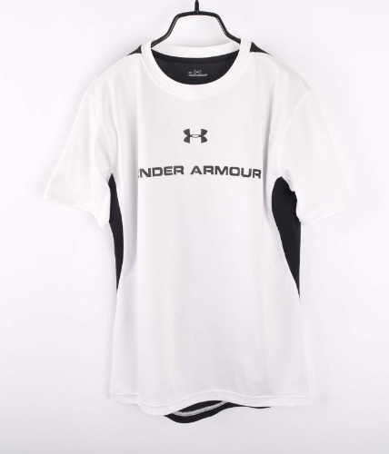 UNDER ARMOUR 1/2 top