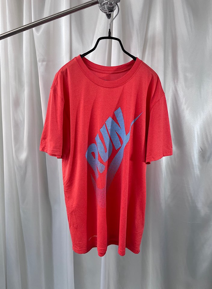 nike 1/2 T-shirt (m)