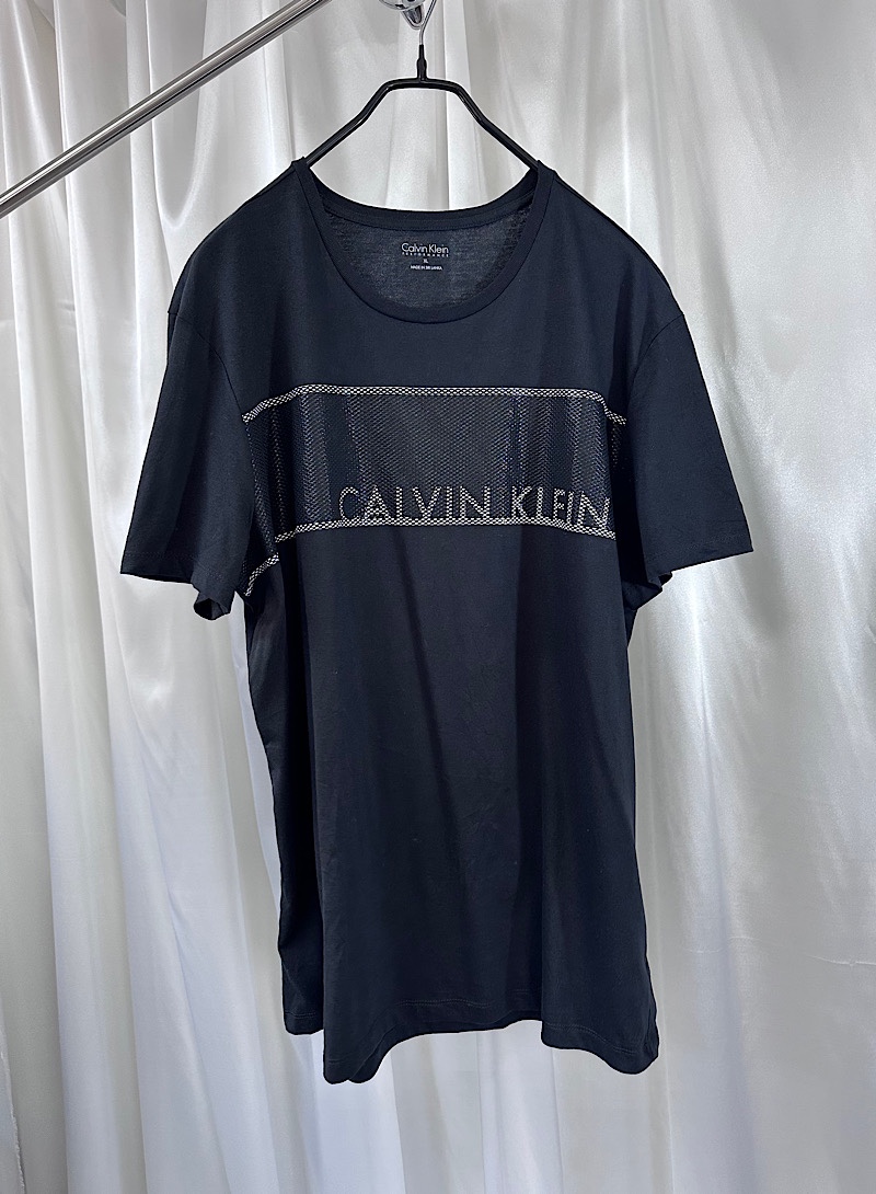 Calvin Klein 1/2 T-shirt (XL)
