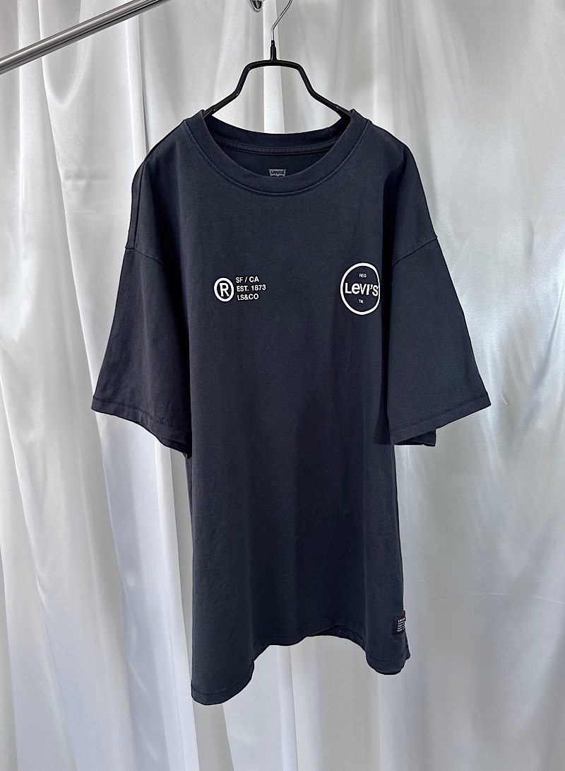 Levi&#039;s 1/2 T-shirt (L)