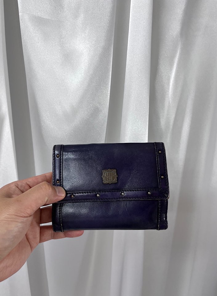 ANNA SUI leather wallet
