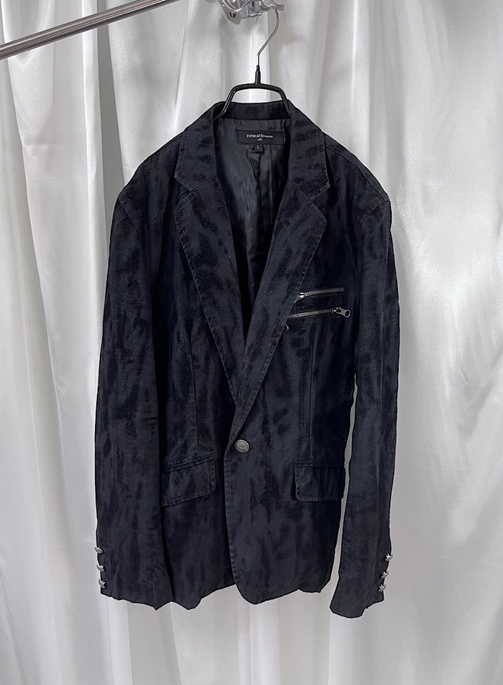 intheattic jacket (L)