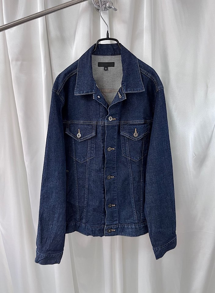 uniqlo denim jacket (XL)