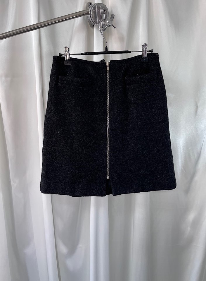 agnes b wool skirt (made in France)