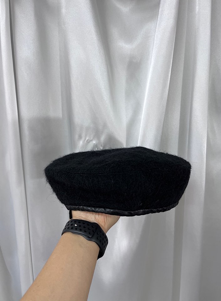 vintage beret