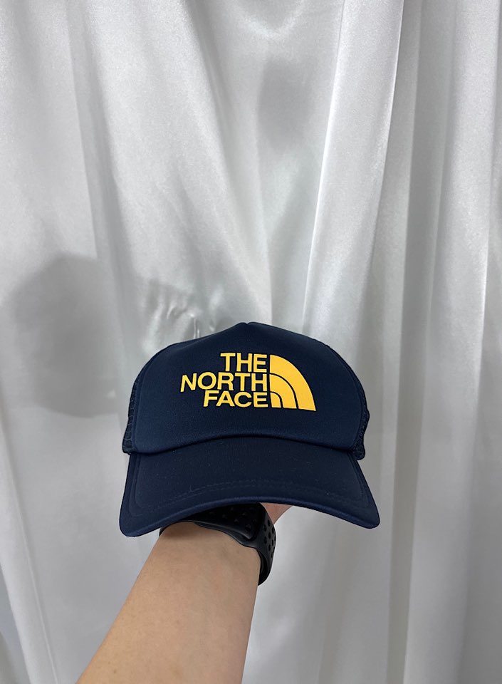 THE NORTH FACE cap for kids