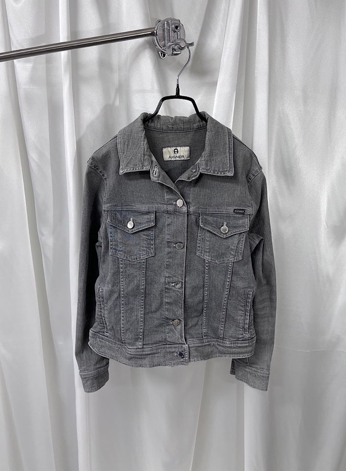 AIGNER denim jacket (made in Italy)
