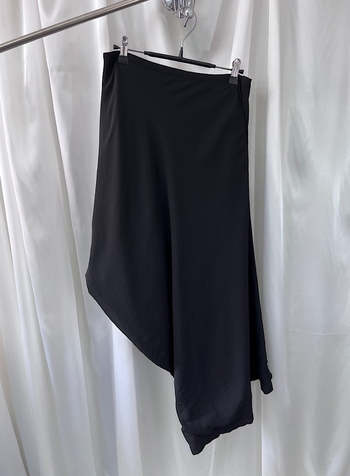 patterntorso detail skirt