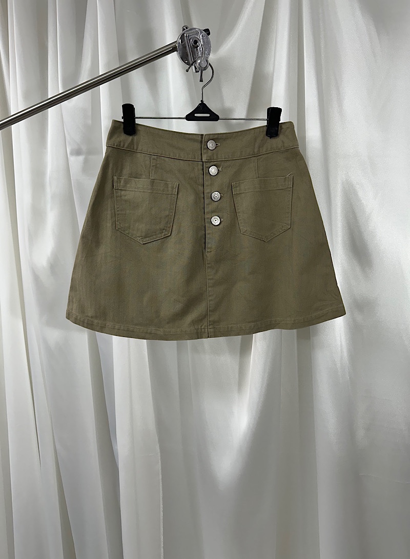 YOKOHAMA STAFF skirt