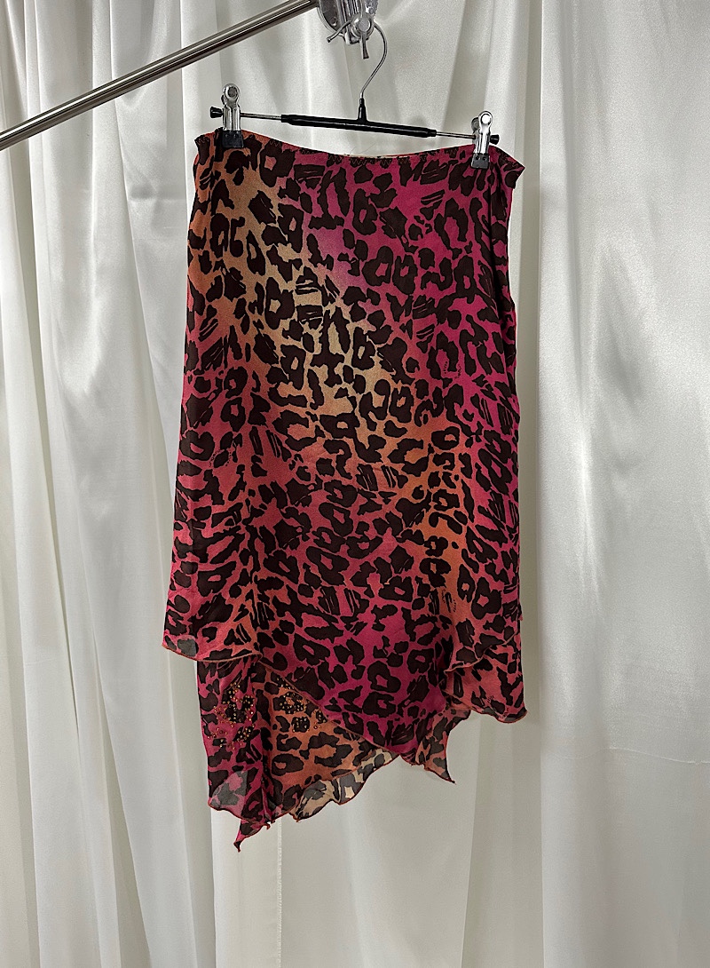 ungaro silk skirt (made in Italy)