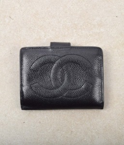 CHANEL leather wallet  (made in Italy)