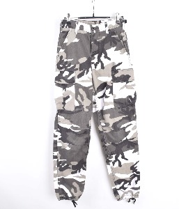 military pants (xs)