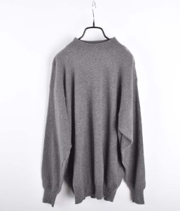 cashmere knit (made in Italy)